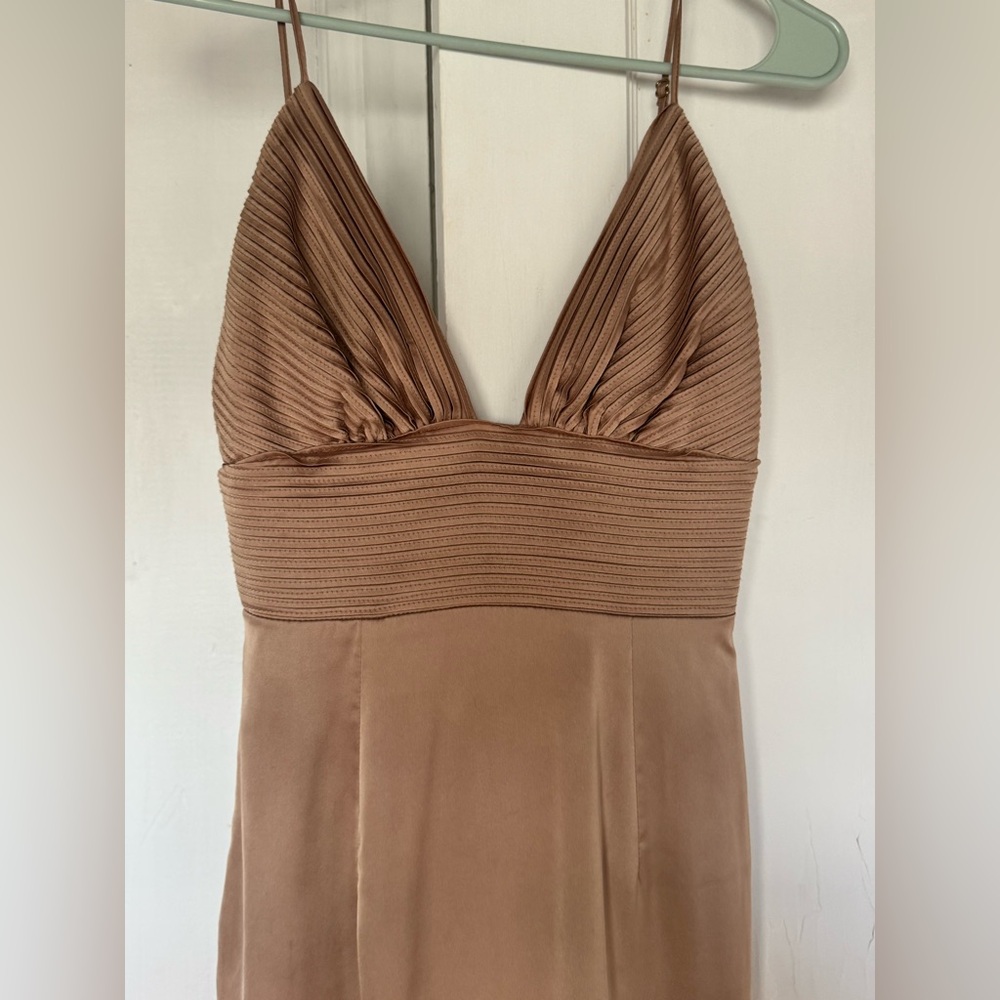 House of London Silk dress in Latte